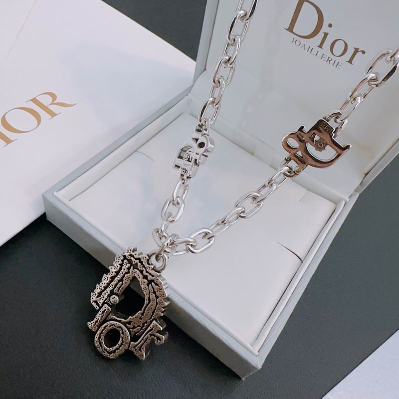 Dior Necklace 04lyr261 (6)
